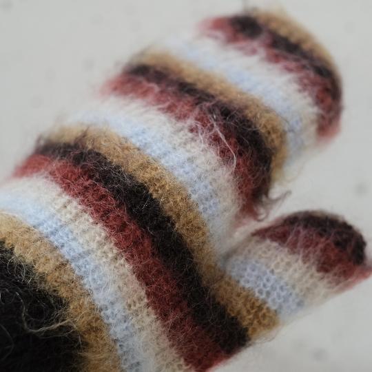 MOHAIR BORDER MITTENS (YK24FW0826A)