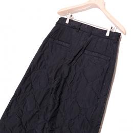QUILTED ONE TUCK TROUSERS
